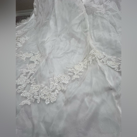 HANDMADE SILK WEDDING DRESS CATHEDRAL TRAIN - Picture 3 of 14